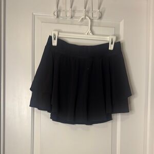 Lululemon court rival skirt